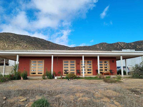 Arriendo A Empresas 12500 M2 Con Oficinas (72600)