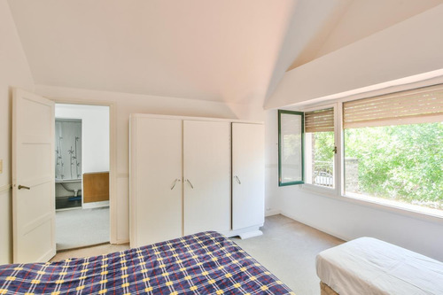 Casa De 3 Dormitorios En Venta Con Pileta Y Quincho Fisherton