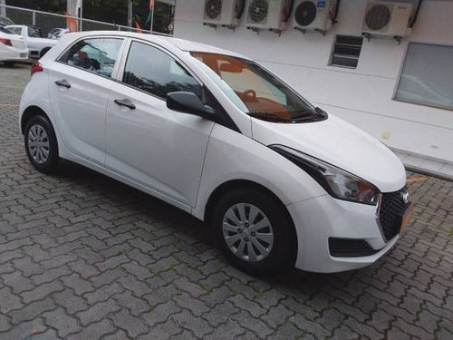 Imagem 2 de 10 de Hyundai Hb20 1.0 Unique 12v Flex 4p Manual
