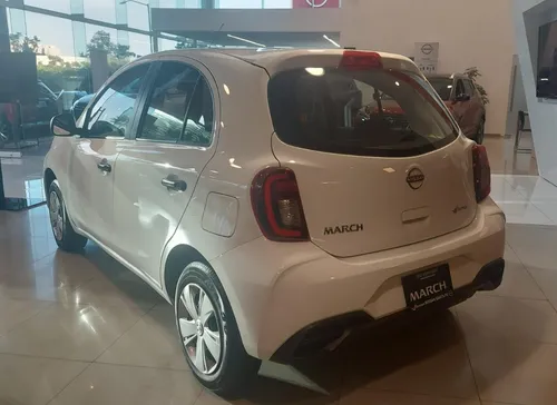 Nissan March 1.6 Sense Mt