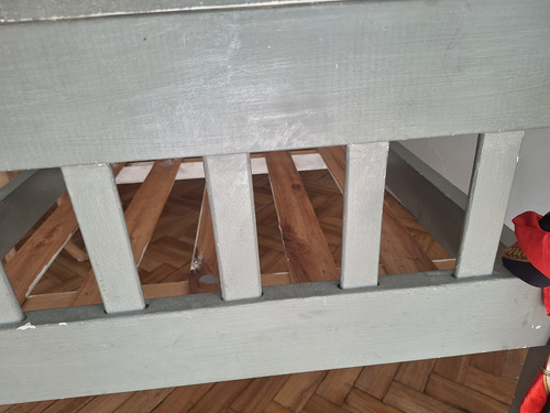 Cama De Una Plaza De Pino Pintado En Gris. Precio X Unidad Gris Ninguno (Usado)