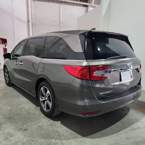 Honda Odyssey 3.5 Touring At