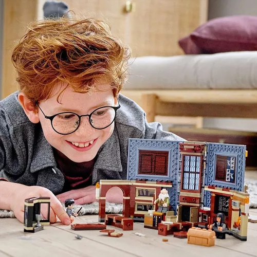 Lego Harry Potter - Momento Hogwarts Aula de Feitiços