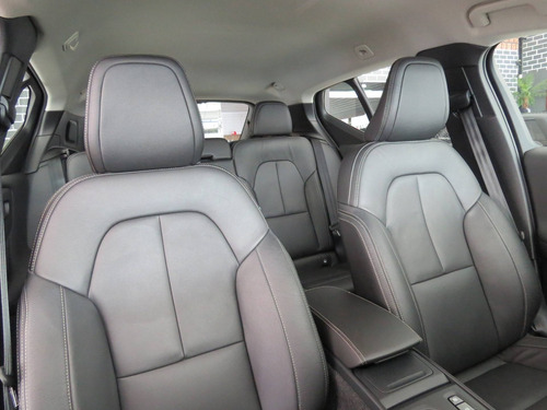 Volvo Xc40 2.0 T5 Gasolina Momentum Awd Geartronic