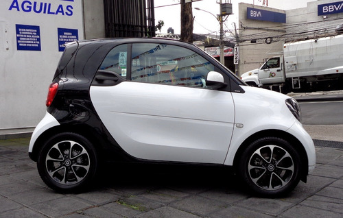 Imagen 2 de 15 de Smart Fortwo Coupé Passion Turbo Mod. 2017