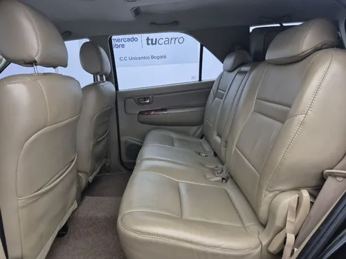 Toyota Fortuner 3.0 Sr5