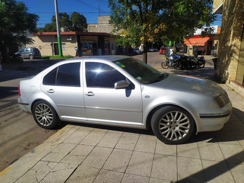 Volkswagen Bora 1.8 T Highline Cu 2006