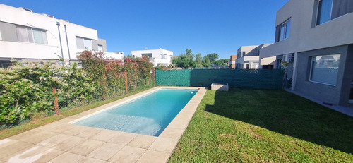 Casa Quinta Alquiler Temporario Pilar Del Este 100% Equipada Con Pileta Todo Incluido!