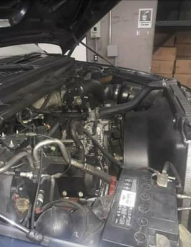 Imagen 3 de 6 de Camion Ford Triron