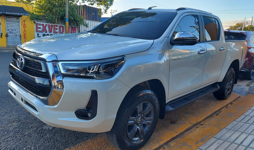Toyota Hilux 2022 Srv Full Con Poco Uso Y Magnífico Cuidado