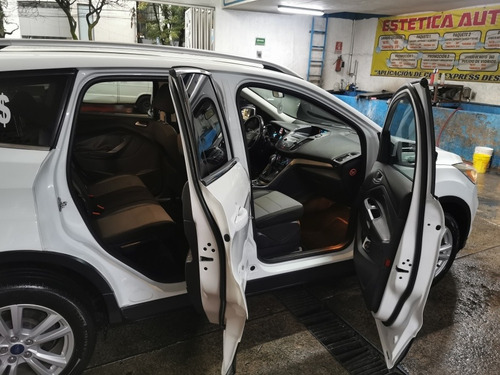 Imagen 6 de 14 de Ford Escape 2017 2.5 S At