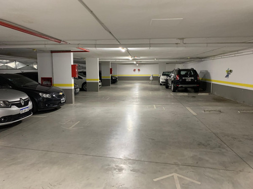 Vendo Cochera En Nueva Córdoba