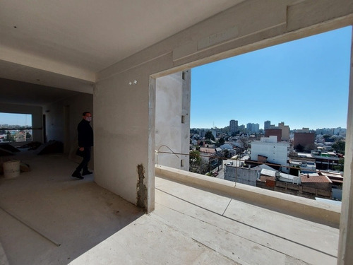 Imagen 9 de 14 de Departamento En Venta De 4 Ambientes Con 2 Cocheras En Wilde A Estrenar Con Balcon