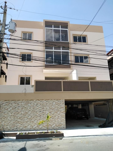 Vendo Apto Tipo Penthouse 2 Hab/ 201 Mt2 En Miramar, D.n.