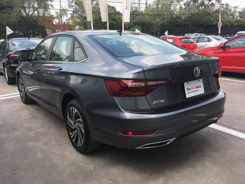 Imagen 5 de 12 de Volkswagen Jetta 2019 1.4 T Fsi Highline Tiptronic