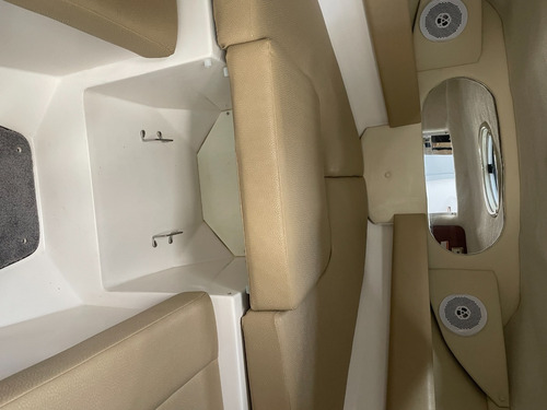 Imagen 7 de 10 de Lancha Cuddy Importada Regal 2250 Volvo Penta V8