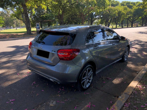 Mercedes Benz A200 Urban Service Oficiales