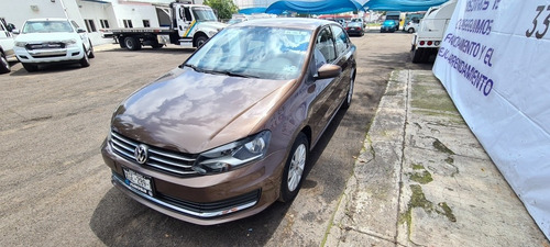 Imagen 1 de 14 de Volkswagen Vento 2018 1.6 Confortline Mt