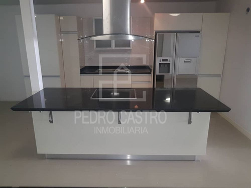 Imagen 4 de 24 de Tu Inmobiliaria Vende Town House Urbanización Villa Athenas, Sector Las Peonias Av. Atlántico Puerto Ordaz #asesoriagratuita #asesoriainmobiliaria #vendedor #pedrocastro