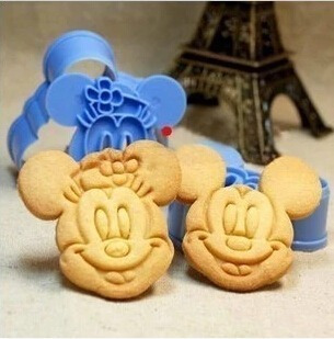 Cortantes Cookies Con Relieve Mickey Minnie Reposteria