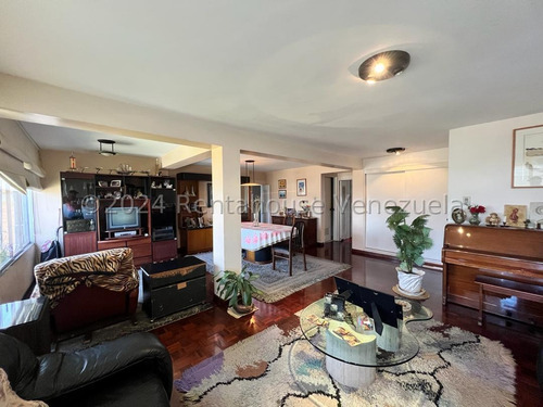 En Venta Apartamento - Urb. Terrazas De Santa Ines.