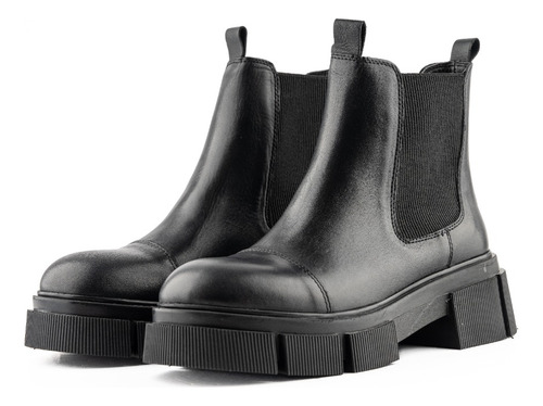 Bota De Cuero Negra Con Elastico Mujer Montagner