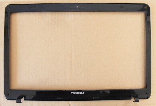 Marco De Pantalla Toshiba L655 L655d Eabl6002010 Detalle
