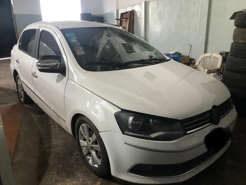 Volkswagen Voyage 1.6 Higline Chocado