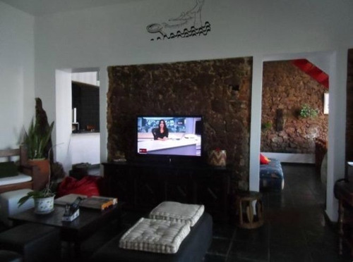 Linda Casa Com Vista Mar Na Estrada Do Vidigal, 4 Quartos, 2 Vagas, 800 M2, Lazer - 16103