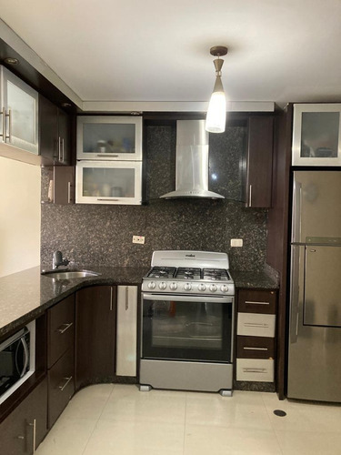 Imagen 7 de 12 de Vendo Bello Apto. Remodelado, Urb.encantado Auyantepuy.75 M2