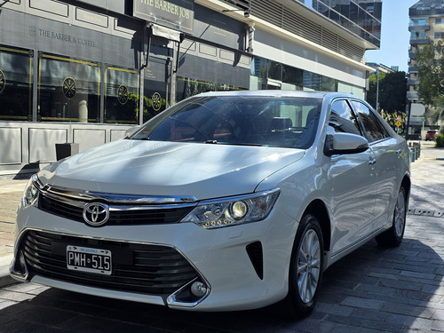 Toyota Camry 2.5 L4 At