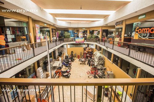 Imagen 1 de 27 de Plaza Comercial En Venta En Providencia, Guadalajara