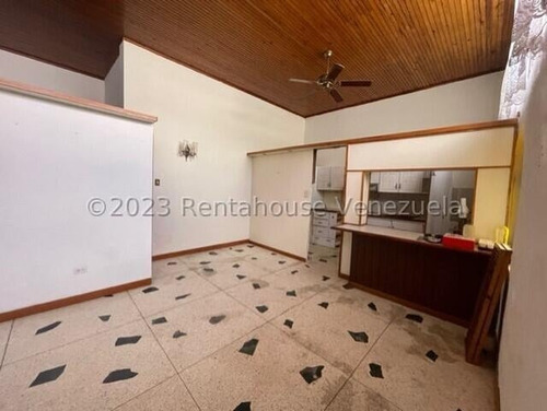 Imagen 7 de 21 de Casa A Re-modelar En Venta Prados Del Este Simon Gonzalez Mls #23-22197