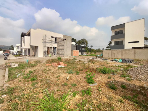 Lote En Venta En Via Antigua Bocono. Cod V28751