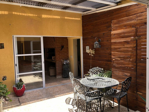 Imagen 18 de 23 de Chalet 4 Amb 2 Plantas Con Cochera