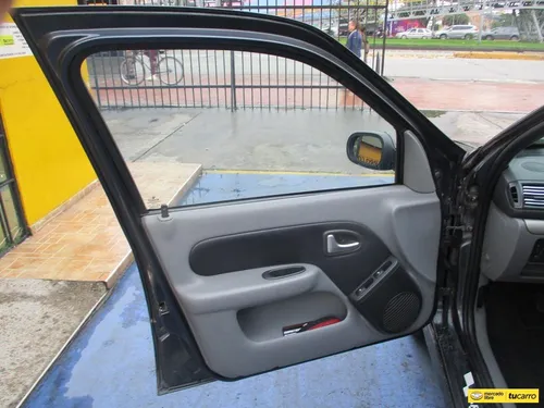 Renault Clio Dynamique 1600cc Mt Aa