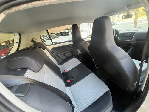 Volkswagen Up! UP! TAKE 1.0 TOTAL FLEX 12V 5P