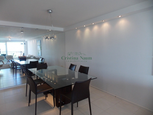 Brava . Forest Tower - Ref: 4616