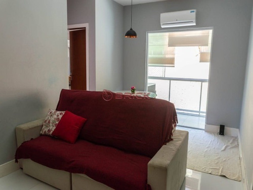 Imagem 2 de 14 de Apartamento Com 2 Dormitórios, 60 M², R$ 290.000 - Pimenteiras - Teresópolis/rj. - Ap01841 - 70186042