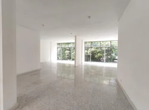 Local En Arriendo En Centro. Cod A24591