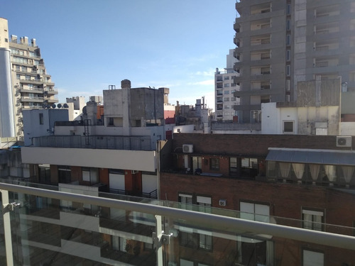 Imagen 13 de 14 de Alquiler Monoambiente Estrenar Con Balcon Al Frente - Brown Al 1800 - Rosario