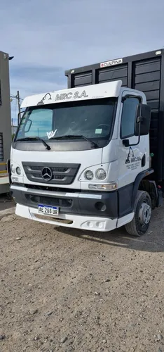 Mercedes Benz Accelo 815