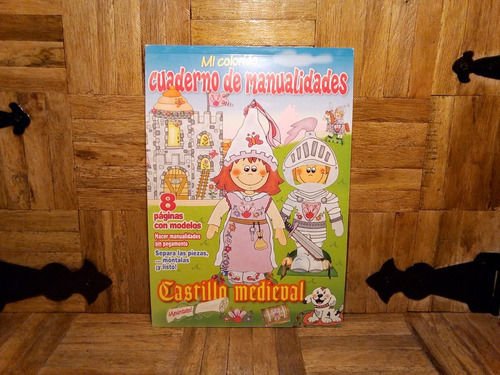 Castillo Medieval Muñecos De Papel Libro Manualidades