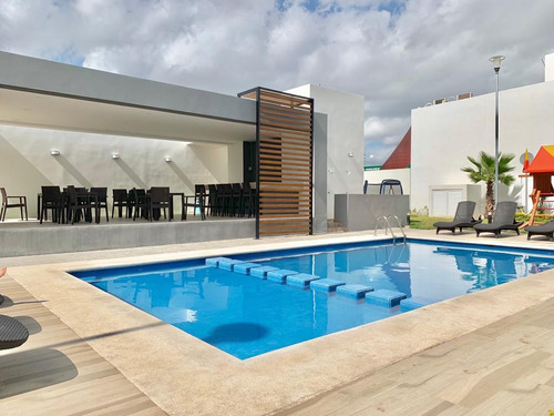 Excelente Casa En Altus 1 Condominio Cerrado De 50 Casas Con Alberca