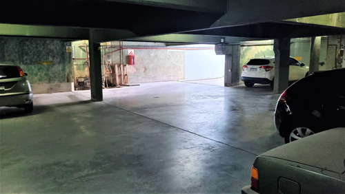 Imagen 5 de 6 de Cochera En Venta En Olivos Av. Del Libertador 2800