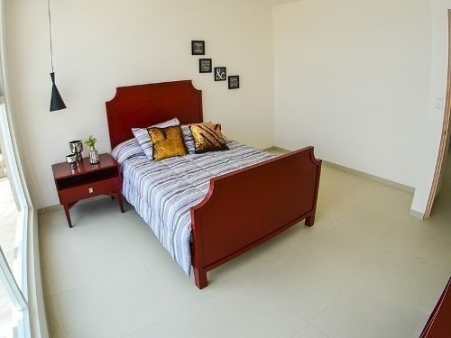 Imagen 7 de 16 de Se Renta Linda Residencia En Zibatá, Alberca, 3 Recámaras, Jardín, Doble Altura