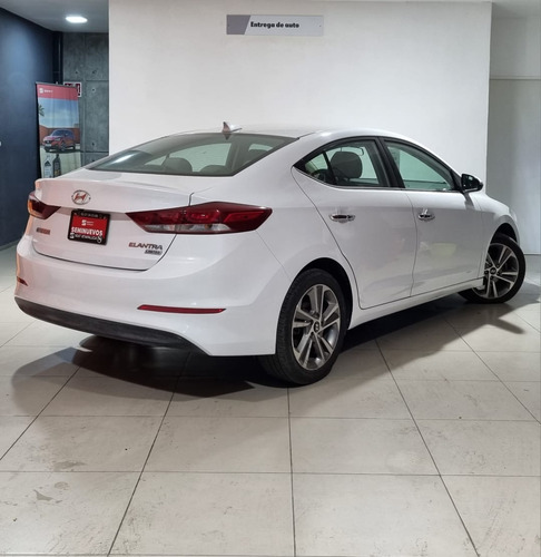 Hyundai Elantra 2.0 Limited Tech Navi At