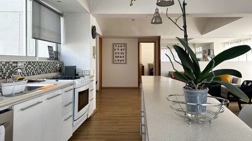 Departamento En Venta Condesa, Cuauhtémoc. Exterior Con Doble Balcón