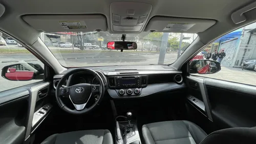 Toyota RAV4 2.5 Le At