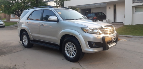 Toyota Sw4 3.0 Srv Cuero I 171cv 4x4 5at 2012
